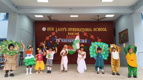Patriotic song presentation
